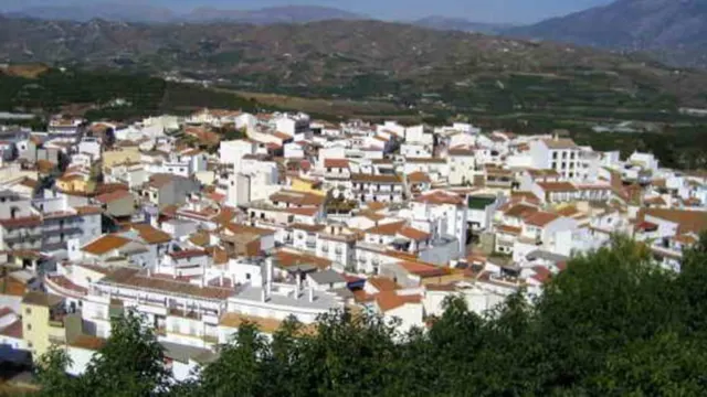 Salares y Cómpeta ganan población en 2022 mientras desciende en Benamocarra, Moclinejo, Árchez y La Viñuela