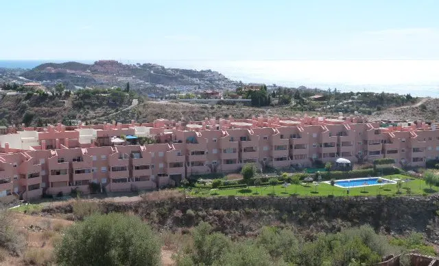 Los ladrones se ceban con Rincón: Más robos a pisos con amenazas a vecinos y pelea con la Policía