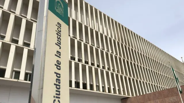 Condenan a 1,6 años de prisión a un hombre por tocarle el culo a una niña de 13 años en Rincón de la Victoria