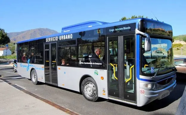 Torrox gasta en publicidad de la ITB de Berlín el doble de lo que dedica al transporte universitario