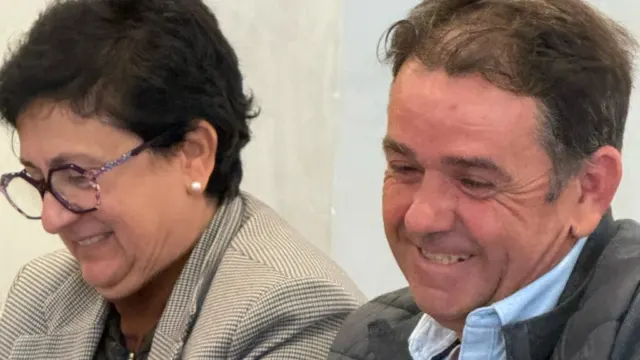 «No son capaces de arreglar Torrox ¿cómo van a atender los caminos rurales?»
