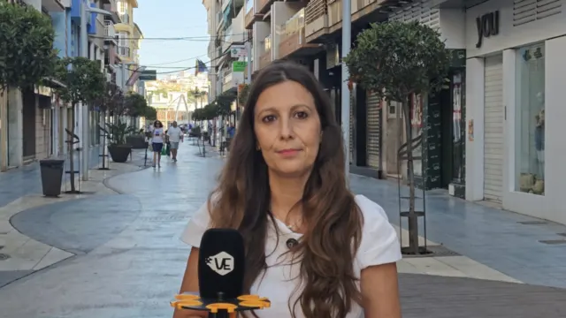 María José Nieblas: “El PP prometió toldos para este verano en Vélez-Málaga y un año después no han hecho absolutamente nada”