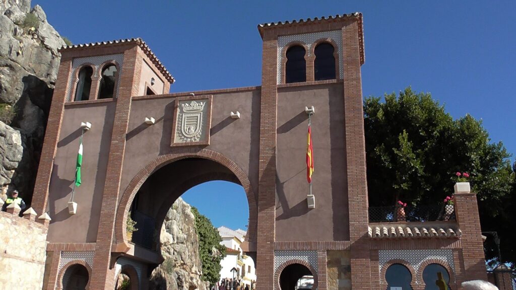 Comares