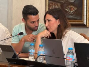 El PP de Torrox se niega a adquirir la Casa de Tino y las viviendas colindantes a la Casa de la Aduana para patrimonio municipal de suelo 1 El PP de Torrox se niega a adquirir la Casa de Tino y las viviendas colindantes a la Casa de la Aduana para patrimonio municipal de suelo