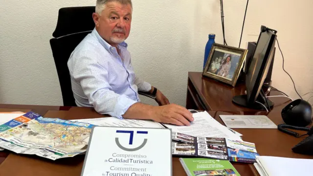 La Axarquía Costa del Sol refuerza su compromiso con la calidad turística en la Mesa de Calidad Sicted