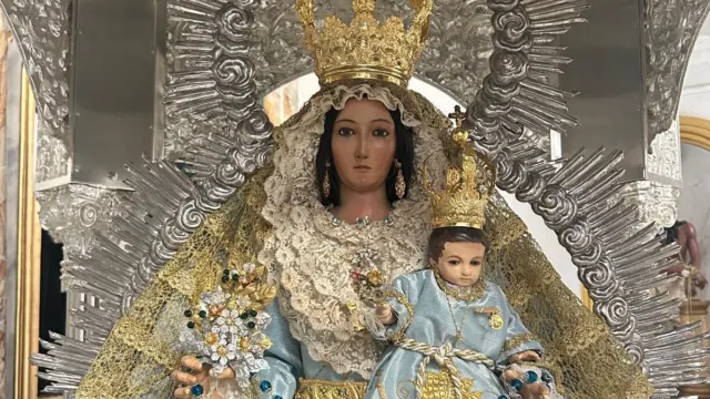 Roban las joyas y adornos de la Virgen de la Cabeza en Canillas de Aceituno