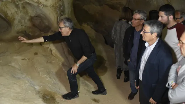 Pedro Cantalejo, el investigador referente de las cuevas de El Cantal, homenajeado en Rincón de la Victoria
