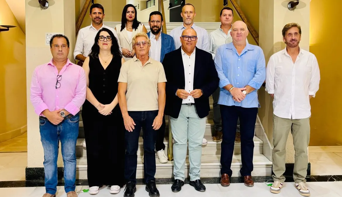 Cinco candidatos al Escudo de Oro de Vélez-Málaga 2025