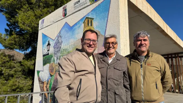 La Junta de Andalucía sólo ha presupuestado 10.000 euros en 2026 para impulsar el SIPAM de la uva pasa de la Axarquía