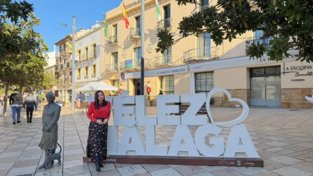 Vélez-Málaga encenderá su Navidad el próximo 5 de diciembre con el estreno de arcos luminosos y espectáculos diarios de luz y sonido en calle…