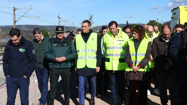 El presidente del Gobierno anuncia tres días de luto oficial por el accidente de Adamuz