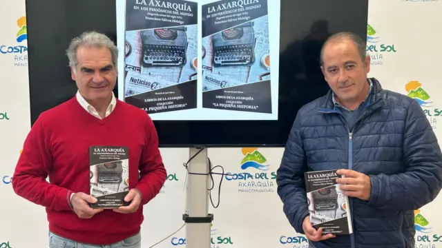 El periodista veleño Francisco Gálvez presenta el libro ‘La Axarquía en los periódicos del mundo’
