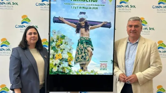 Almáchar se convierte en un destino imprescindible para el puente del 1 de mayo con la Función del Cristo de la Banda Verde