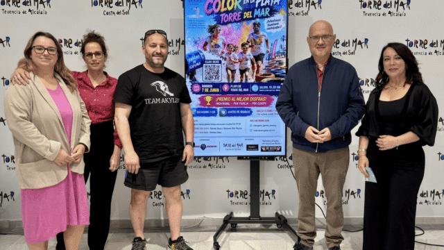 Torre del Mar celebra su IX Carrera del Color con obstáculos inéditos y un fin solidario a favor de ACTEA