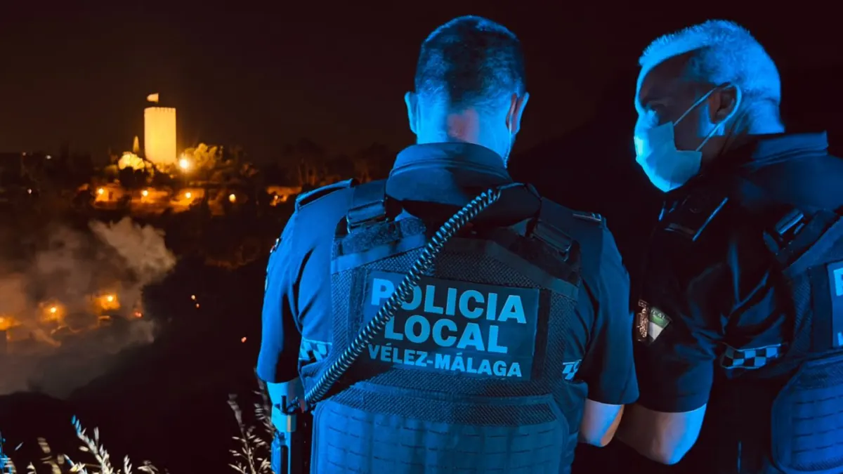 El operativo conjunto de Policía Local y Policía Nacional permite la detención del presunto autor de algunos de los incendios registrados en el…
