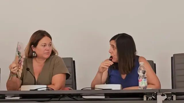 El Ayuntamiento de Algarrobo garantiza la continuidad de la gestión municipal tras la renuncia de Natacha Rivas a la Alcaldía