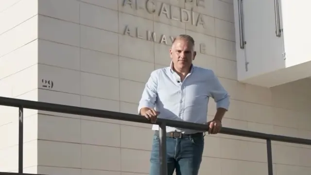 Un modelo polinuclear e igualitario centra la propuesta de José María Domínguez para el PSOE de Vélez-Málaga