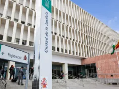 Ocho años de cárcel para el regente de un bar de Rincón de la Victoria por agredir sexualmente de una mujer en su establecimiento