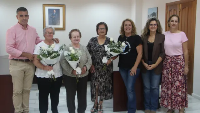 Arenas rinde homenaje a la trayectoria de tres vecinas en la conmemoración del Día de las Mujeres Rurales