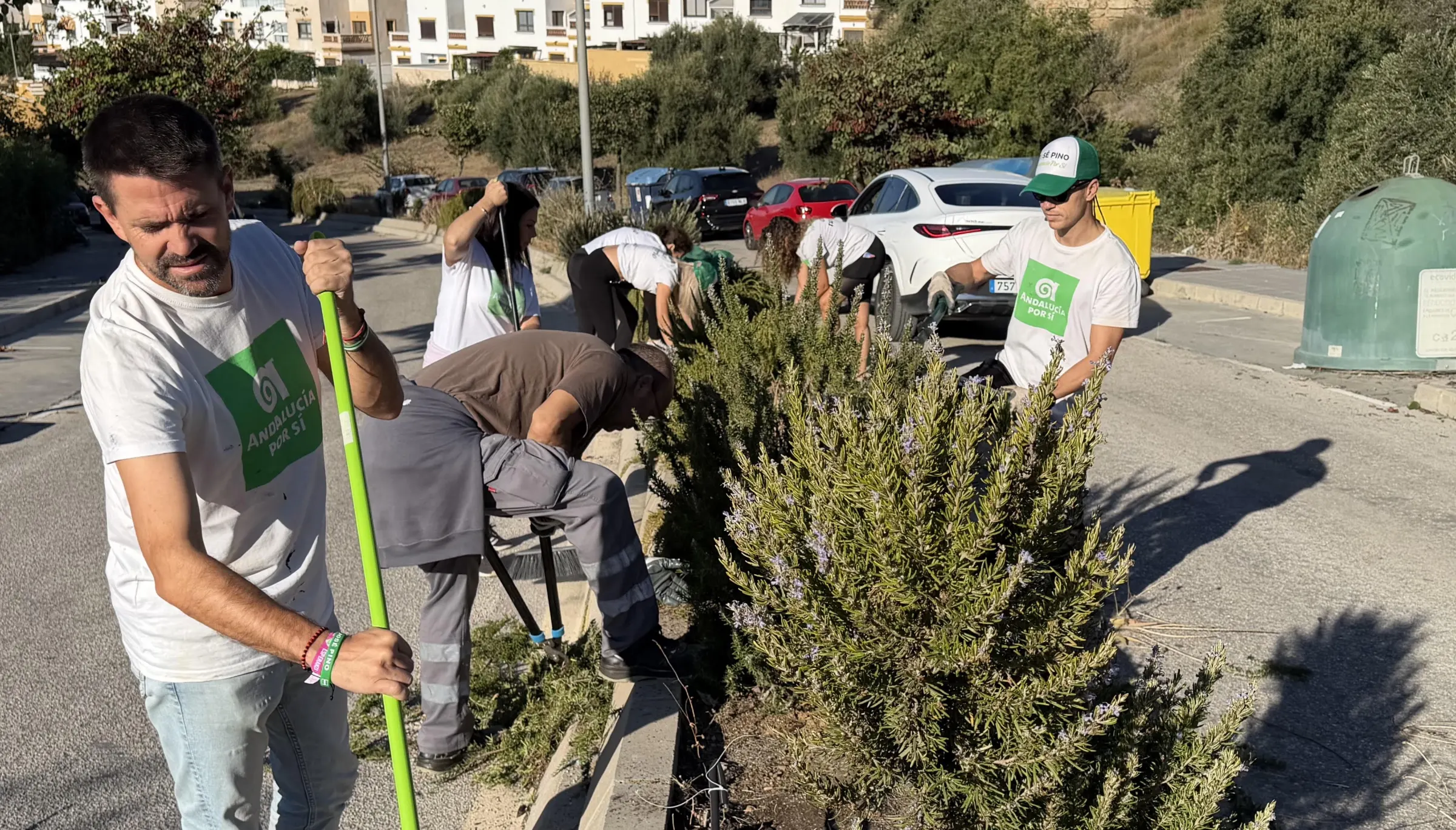 AxSí actúa en Castillo de Lagos y critica la negativa del Gobierno veleño a recepcionar la urbanización