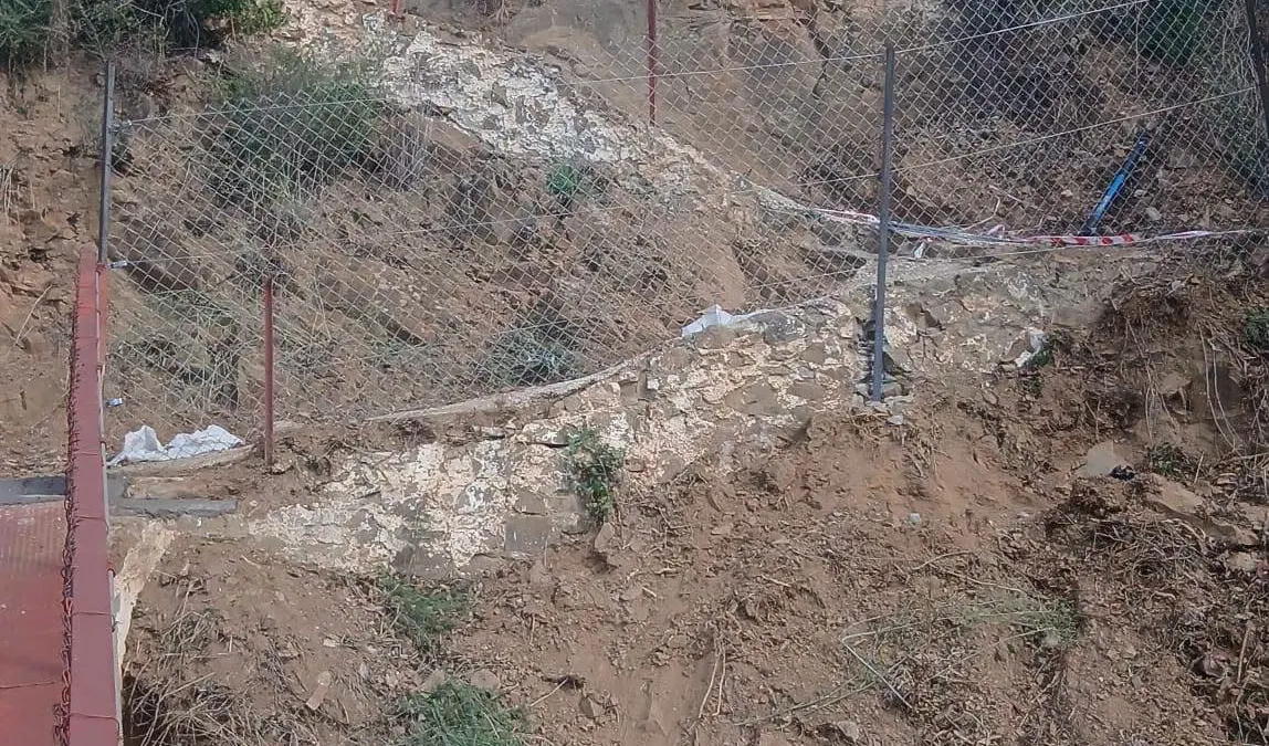El Ayuntamiento de Comares acomete mejoras de seguridad y mantenimiento en el municipio y sus pedanías